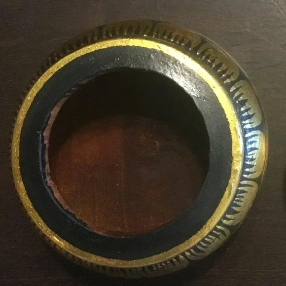 Hand-Painted Wooden Decorative Box with  Gold and Black Design Vintage - Picture 5 of 6